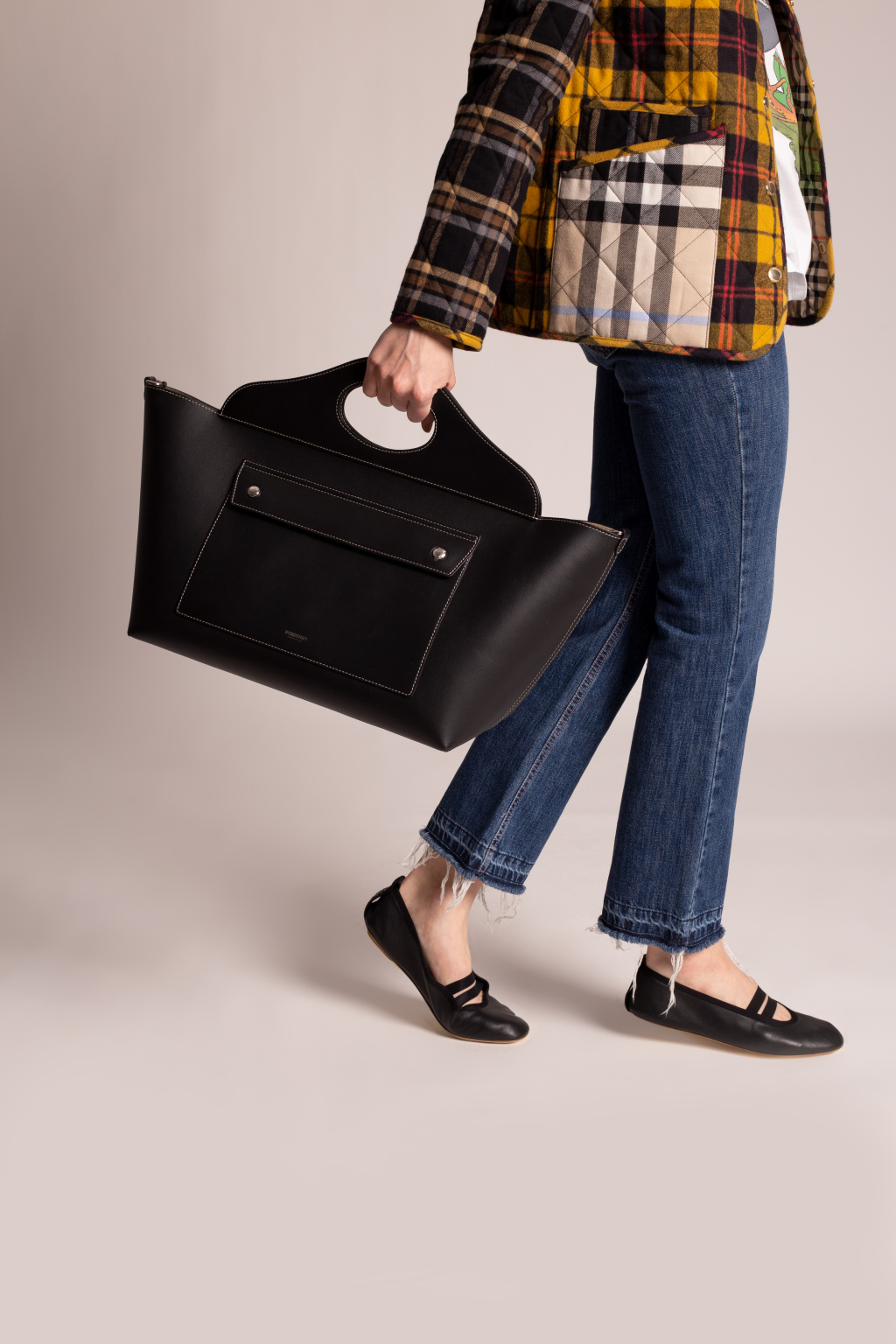 Black Shoulder bag with logo Burberry Vitkac GB